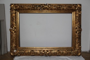 Zlacený rám - stav po snímání nečistot a druhotných bronzových nátěrů - Atelier dell' Arte s.r.