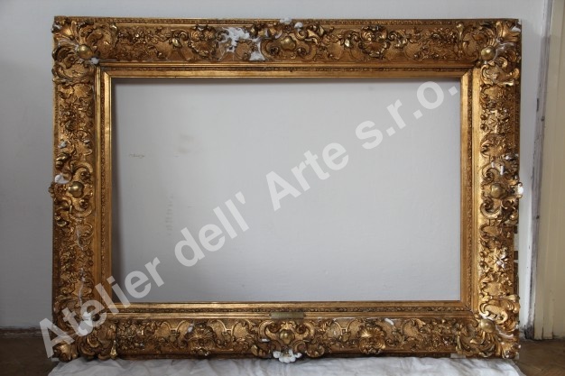 Zlacený rám - stav po domodelování chybějících částí, vytmelení a dokřídování - Atelier dell' A
